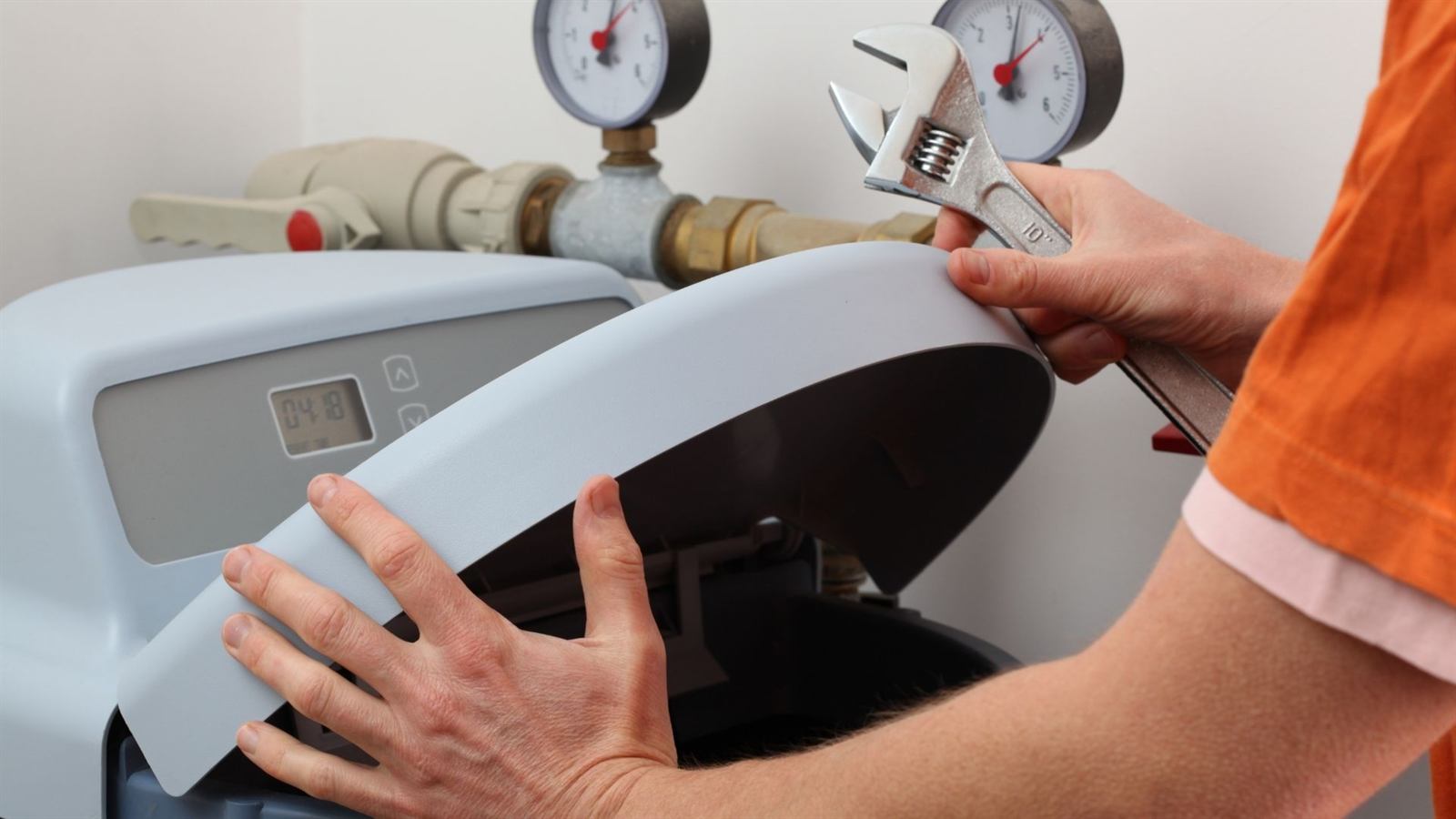 Water softener service in an Oak Ridge, NC home